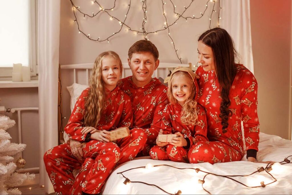 how to choose christmas pajamas for kids