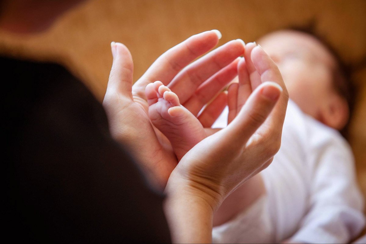 What Size Do Newborns Wear in Shoes? Baby’s First Shoe Size