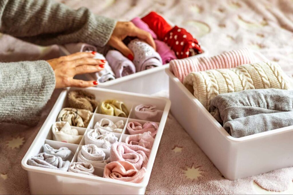 how to organize newborn dresser